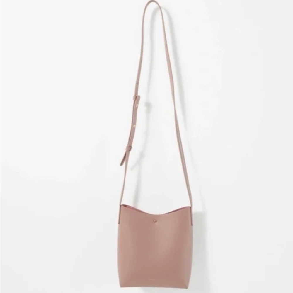 🚫SOLD🚫🌸Samara Medium Shoulder Bag in Peony🌸 - Picture 3 of 10
